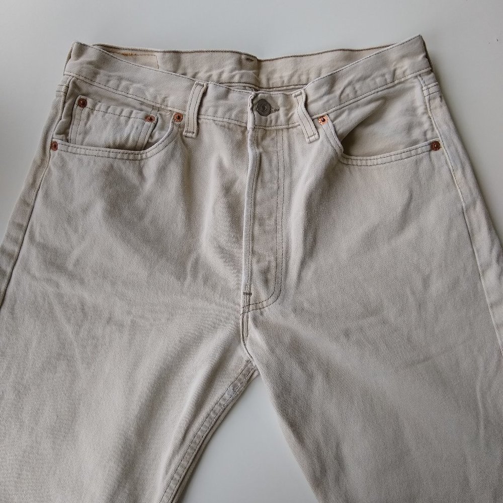 Vintage Levis 501, cream, 33 x 32